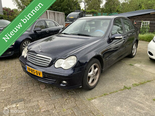 Mercedes C-klasse 180 K. Classic!!LEESTEKST!!DISTRIBUTIE!!