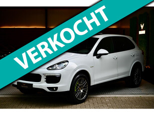 Porsche Cayenne 3.0 S E-Hybrid Platinum Edition - 1e Eigenaar - Origineel NL - Panoramadak - Luchtvering - Trekhaak