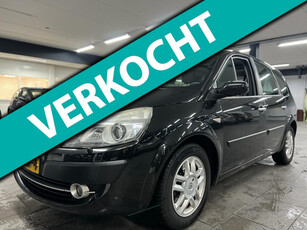 Renault Scénic 2.0-16V Turbo 163pk Tech Line navigatie panoramadak xenon half leer clima cruise lm-velgen elek pakket pdc trekhaak