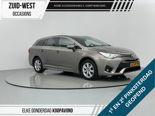 Toyota Avensis Touring Sports 1.8 VVT-i Aspiration Automaat Camera Trekhaak Nederlandse Auto