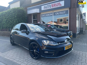 Volkswagen Golf 1.2 TSI R-Line / Highline / Navi / 19 Inch / 1/2 Leder / ** Hemel/