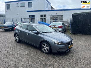 Volvo V40 1.6 D2 Summum Business