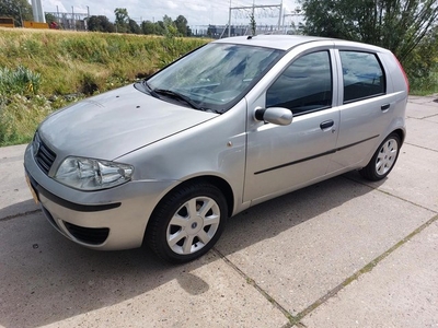 Fiat Punto 1.4-16V Dynamic