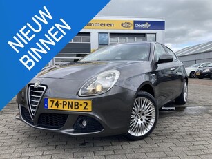 Alfa Romeo Giulietta 1.4 T Distinctive Trekhaak Cruise