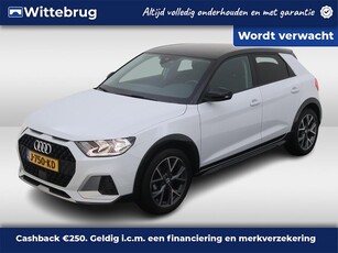 Audi A1 citycarver 25 TFSI epic / Zwart Dak / Airco / 17