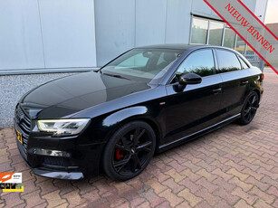 Audi A3 Limousine 30 TDI Sport S Line Edition ( NAVI + AUTOMAAT + CRUISE CONTR )