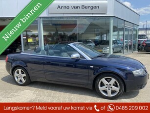 Audi A4 Cabriolet 2.4 V6 Exclusive, leder, clima, navi