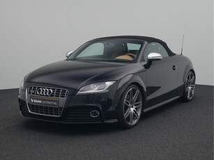 Audi TT TTS Roadster 2.0 T Audi Exclusive interieur