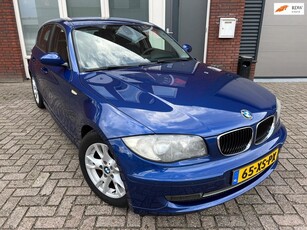 BMW 1-serie 118i Business Line / Navi / PDC / Clima /