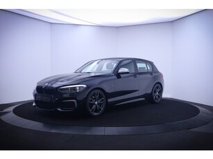 BMW 1-serie M140iA XDrive High Executive