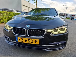 BMW 3 Serie 318i AUTOMAAT/LEDER/OPEN DAK/NAVI/LED!