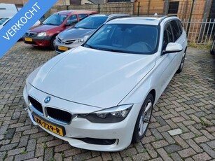 BMW 3-serie Touring 318d Pano/Leer/Navi READ DESCRIPTION!