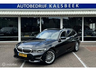 BMW 3-serie Touring 320d High Executive PanoCarplaySfeer