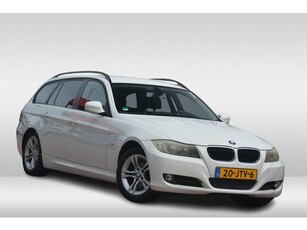 BMW 3 Serie Touring 320i Business Line Navigatie