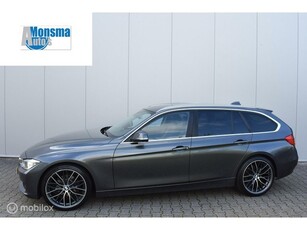 BMW 320i AUT. Touring 2013 Mineralgrau Keyless 19