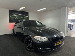 BMW 5-serie 528i High Executive - Navigatie - Leder - Cruise - APK 2025- NAP !