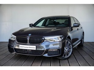 BMW 5 Serie Sedan 540i / High Executive / Model M Sport /