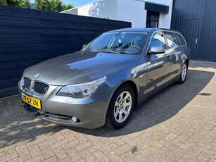 BMW 5-serie Touring 520d Business, perfect onderhouden