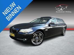 BMW 5-serie Touring 528i High Executive pano / trekhaak /