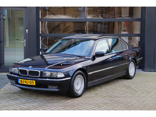 BMW 7-serie 750iL High-Line | Orgineel Nederlands Geleverd | Dealer Onderhouden | 1e eigenaar