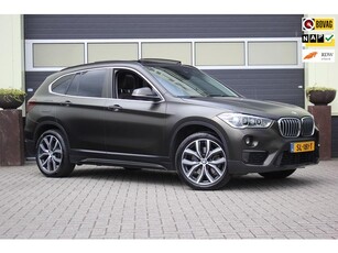 BMW X1 xDrive20i High Executive Panoramadak Camera