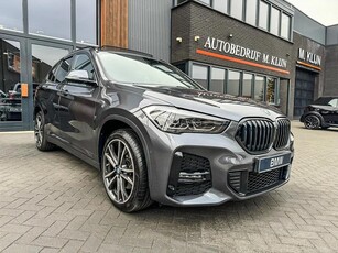 BMW X1 XDrive25e High Exe M Sport/pano/navi/19/head