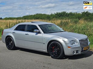 Chrysler 300C 5.7 V8 HEMI SRT-uitvoering ! Yongtimer met