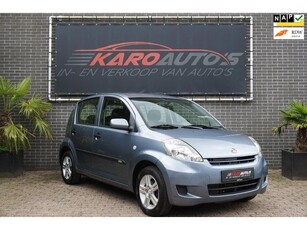 Daihatsu Sirion 2 1.0-12V Premium Airco Elek R Aux Cv Lm APK