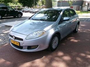 Fiat Bravo 1.4 Dynamic/airco /5-deurs/trekhaak