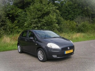 Fiat Grande Punto 1.3 M-Jet Actual . 5 Deurs . met weinig