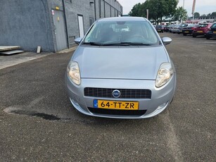 Fiat Grande Punto 1.4-16V Emotion (bj 2007)