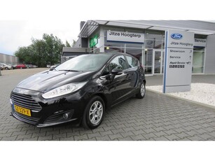 Ford Fiesta 1.5 TDCi Titanium Lease PDC, Navigatie, Cruise