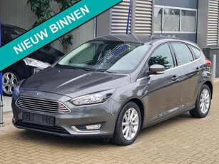 Ford Focus 1.0 EcoBoost 125pk Titanium vol opties!