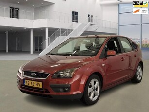 Ford Focus 1.6-16V Futura