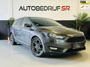 Ford Focus Wagon 1.0 EcoBoost Titanium Trekhaak! Camera!