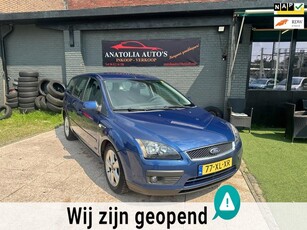 Ford Focus Wagon 2.0-16V Futura *MET NIEUWE APK*AIRCO*