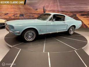 Ford MUSTANG FASTBACK