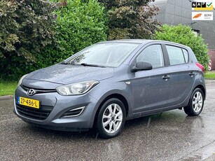 Hyundai I20 1.2i Black pack 5DR*Airco*LM velgen*Nieuwe