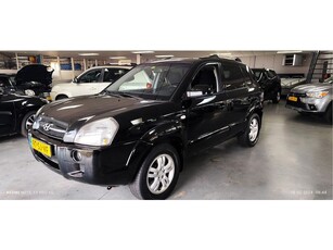 Hyundai Tucson 2.0i Dynamic Airco trekhaak (bj 2006)