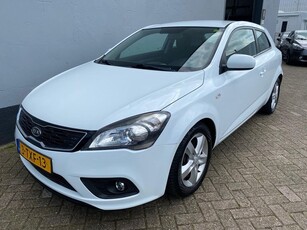 Kia Cee'd 1.4 CVVT X-tra - Navigatie