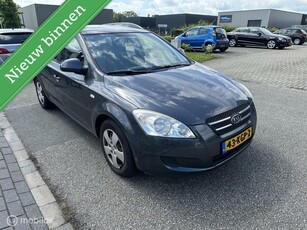 Kia cee'd Sporty Wagon 1.4 X-ecutive ISG vaste prijs