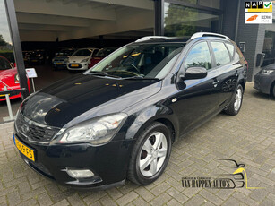 Kia Cee'd Sporty Wagon 1.6 CRDi X-ecutive / STUUR RECHTS !