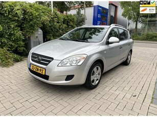 Kia Cee'd Sporty Wagon 1.6 X-tra met Airco en trekhaak