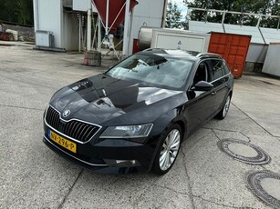 Škoda Superb Combi 2.0 TDI Style Business