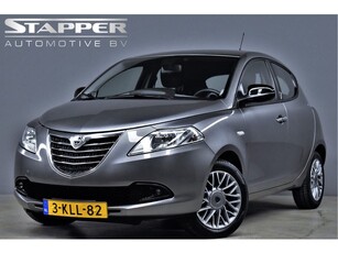 Lancia Ypsilon 0.9 TwinAir 86pk Silver Org.NL