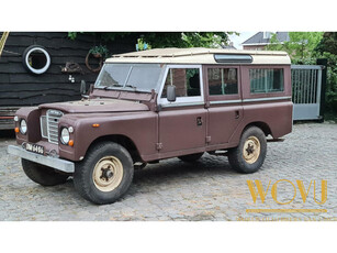 Land Rover 109 stationcar