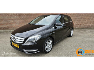 Mercedes B-klasse 180 Ambition 6 bak/led/xenon/navi/pdc v+a.