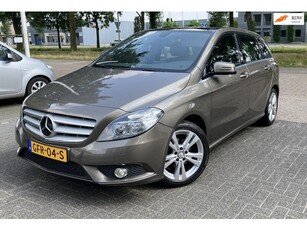 Mercedes-Benz B-klasse 180 Ambition Nieuwstaat!! 33981 km!!