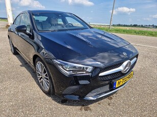 Mercedes-Benz CLA-Klasse 180 49.700km pano creme leder