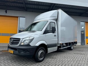 Mercedes-Benz Sprinter Bakwagen met laadklep (bj 2015)